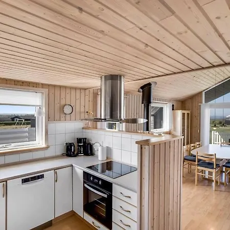 4 Bedrooms And A Beautiful View * Vinderup